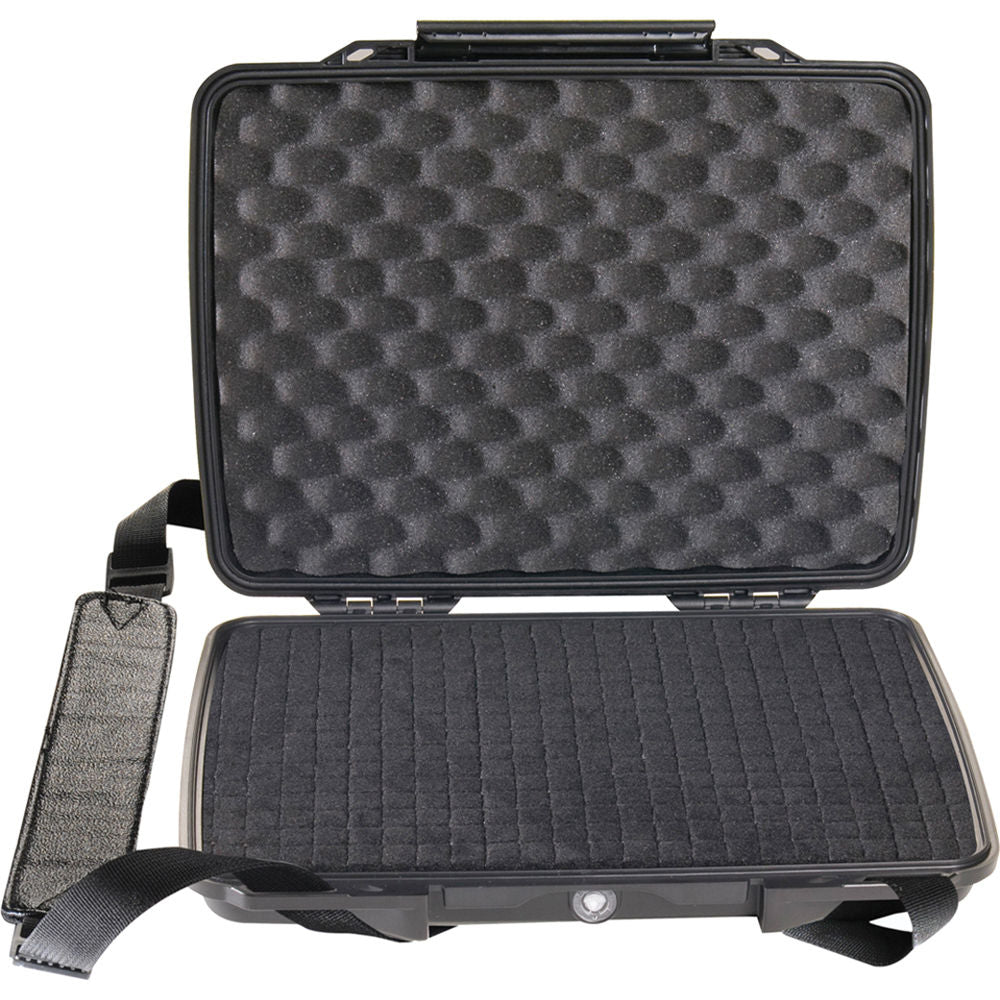 Pelican 1075 HardBack Laptop Case - Watertight Gasket & Pick N Pluck Foam Image 1