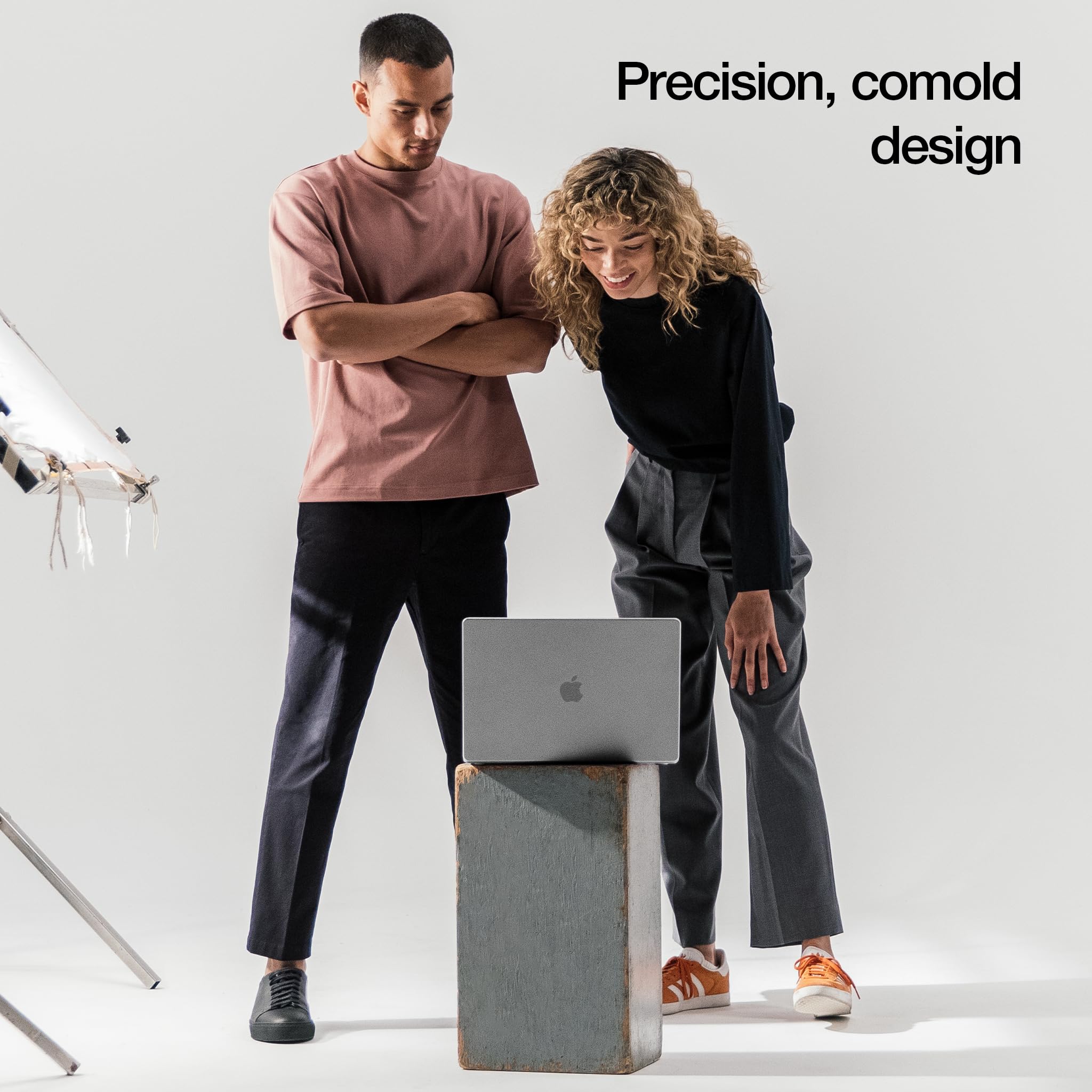 Incase Dots Hardshell with Makrolon® - MacBook Air 13 inch Case - M5 2026, M4 2025, M3 M2 2024-2022 - MacBook Case, Laptop Cover, Protective Hard Shell, Scratch Resistant, Lightweight (Clear)