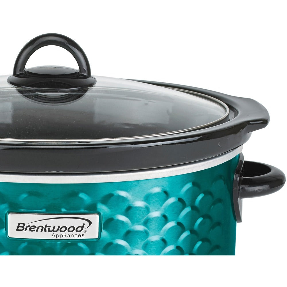 Brentwood SC-140BL 4.5 Quart Slow Cooker with Scallop Pattern in Blue