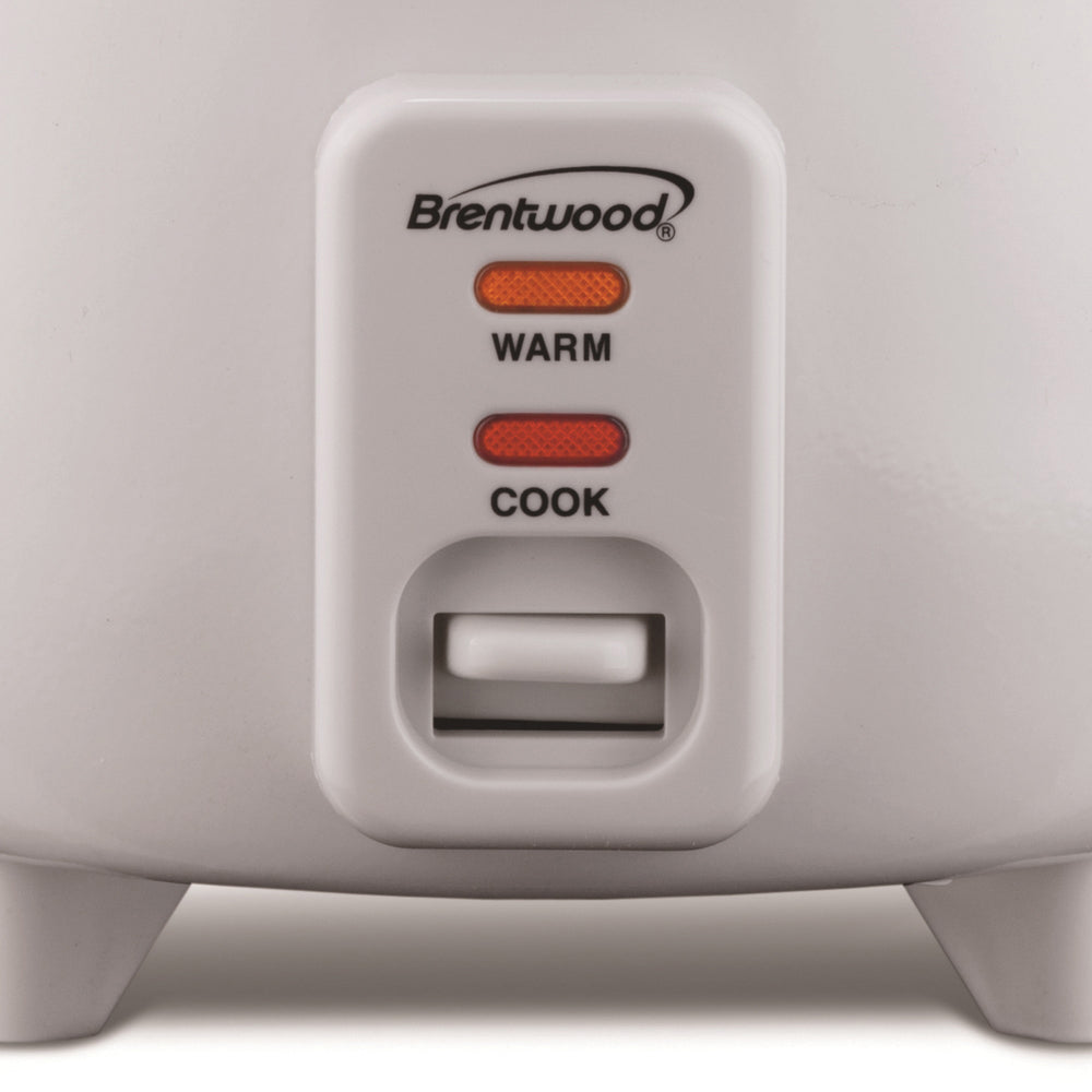 Brentwood TS-480S 15 Cup Rice Cooker with Non-Stick Steamer in White