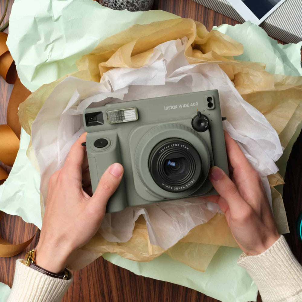 Fujifilm 16824147 Wide 400 Instant Film Camera Green