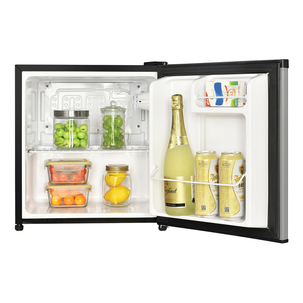 Magic Chef MCAR170STE All Refrigerator Silver