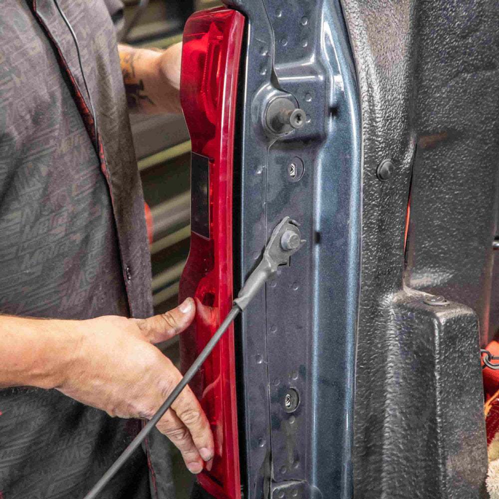 Metra HECHASEBED Truck Bed Lighting Kit Tubes with RF Remote Control